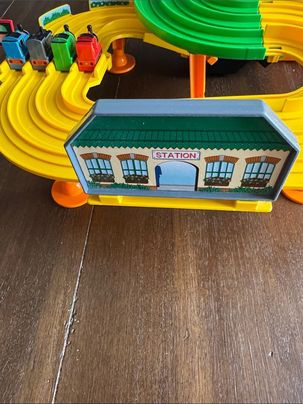 Vintage Thomas and Friends Tomy Thomas’ Race On The Rails Train Set